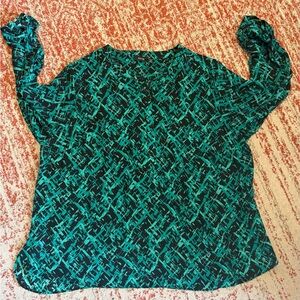 Apt. 9 Gree and Black Patterned Blouse